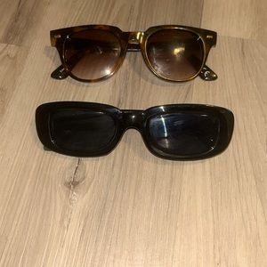 2 pairs of sunglasses sold together